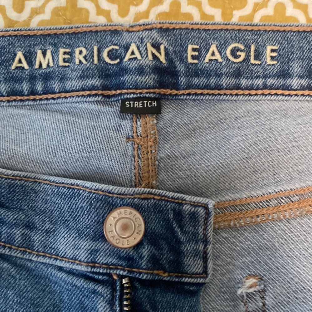 American Eagle 90s straight leg